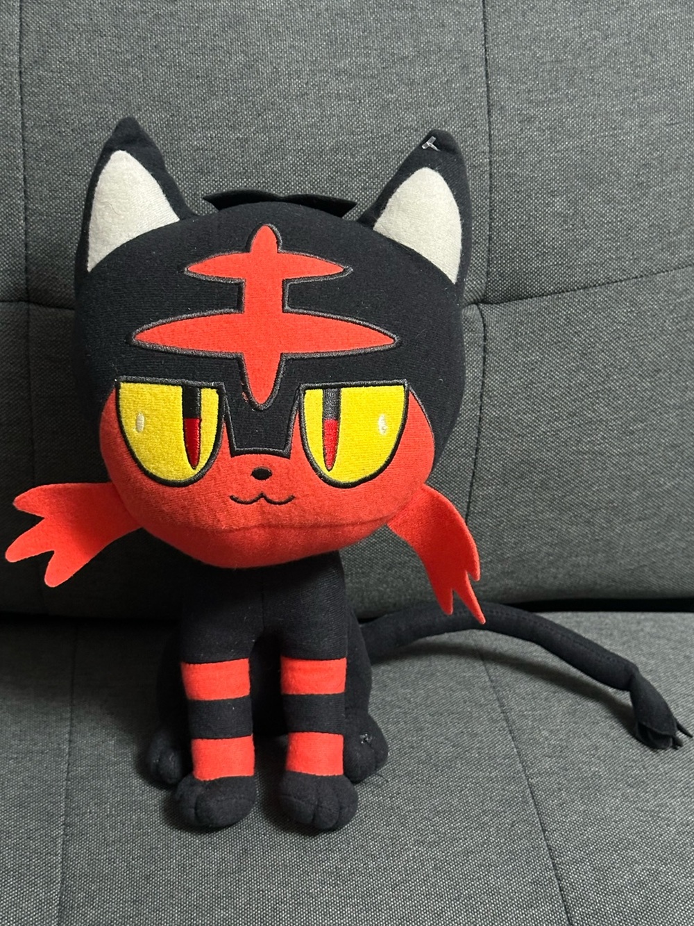 Pokémon Sun and Moon Litten plush doll